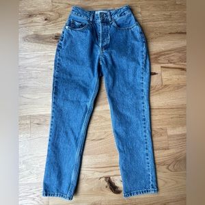 Everlane The Curvy 90s Cheeky Jeans